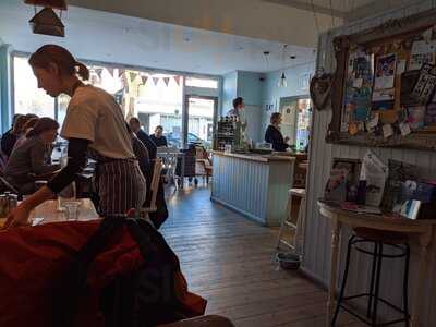 Little Pickle Deli Cafe