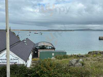 The Harbourfront Bistro