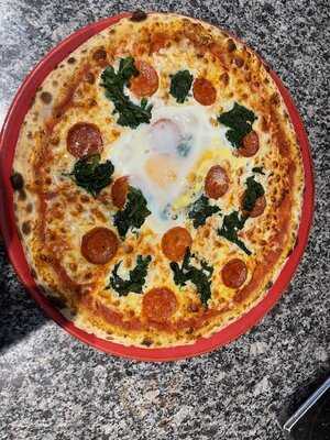 Mamma Mia Restaurant & Pizzeria