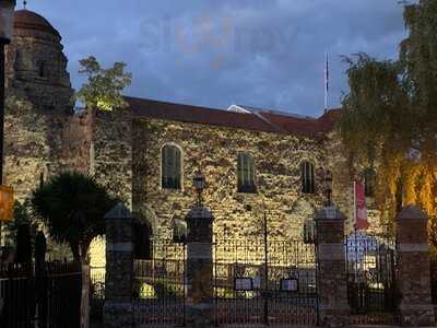 Mamma Mia Restaurant & Pizzeria