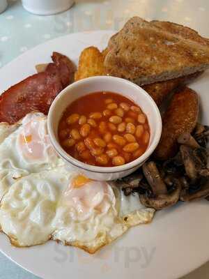 The Comfy Pew Cafe Bistro