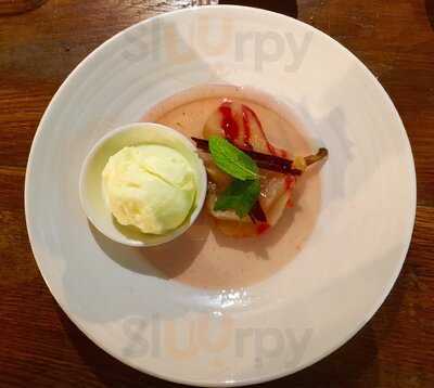 The Royal Oak Pub & Dining House