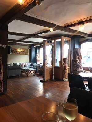 Thai Gallery Restaurant