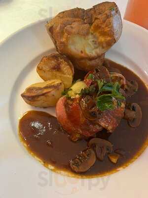 Barratt's Of Tyn Rhyl