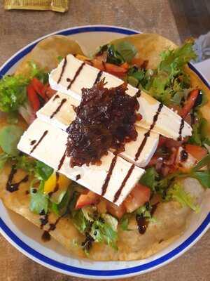 L's Coffee And Books