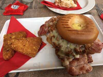 L's Coffee And Books