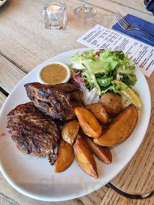 Two Bulls Steakhouse