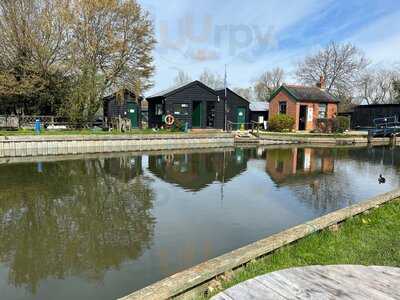 Paper Mill Lock Tearooms