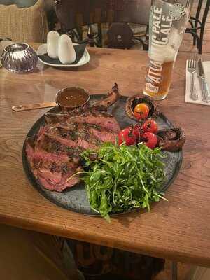 The Saracens Head - Little Brington