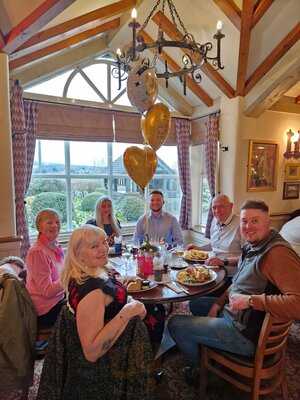 Tavern Fayre At Hunger Hill Bolton