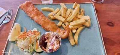 Lakeside Fish And Chips Restaurant And Takeaway
