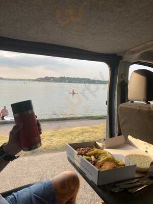 Lakeside Fish And Chips Restaurant And Takeaway