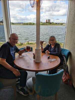 Lakeside Fish And Chips Restaurant And Takeaway