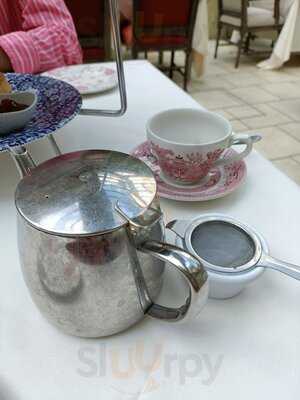 Coombe Abbey Hotel And Restaurant