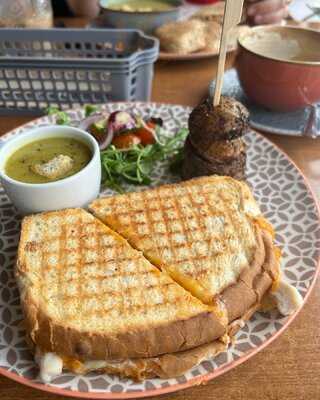 The Coffee Shop At Heaton