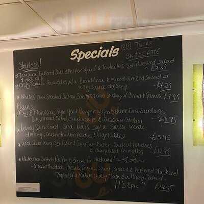 White's Seafood & Steak Bar