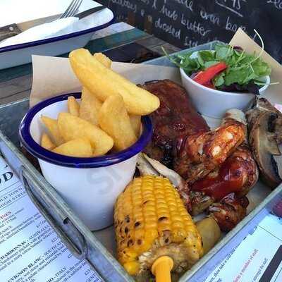 White's Seafood & Steak Bar