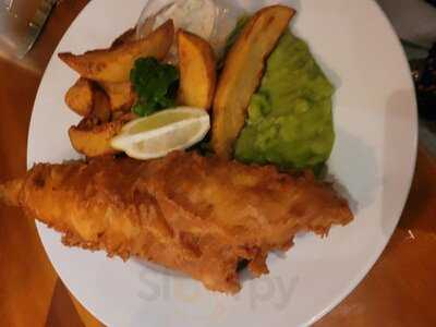 The Elm Tree @ Heath