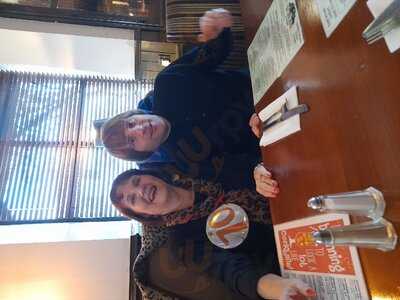 The Elm Tree @ Heath