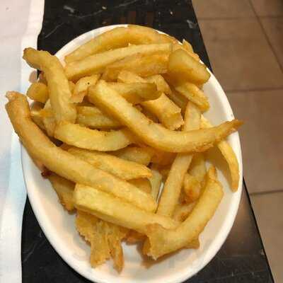 Poolside Restaurant At The Empire