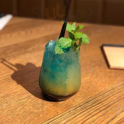 Bar + Block Steakhouse Bath