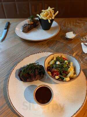 Bar + Block Steakhouse Bath