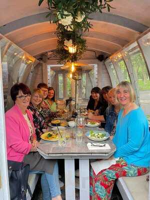 Retreat Grill, Bar And Restaurant