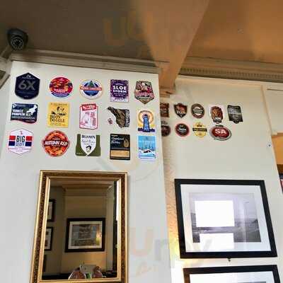 Bay View Bar & Thai Dining