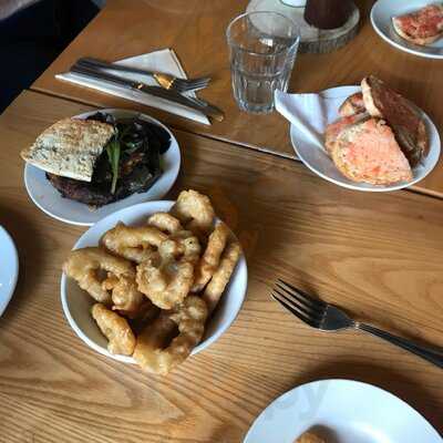 The Five Bells At Cople