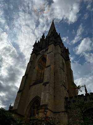 Vaults & Garden Cafe