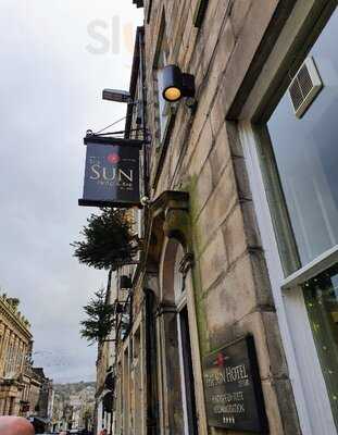 The Sun Hotel & Bar (dining)
