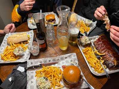 Slingers At Smokeworks Station Road