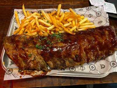 Slingers At Smokeworks Station Road