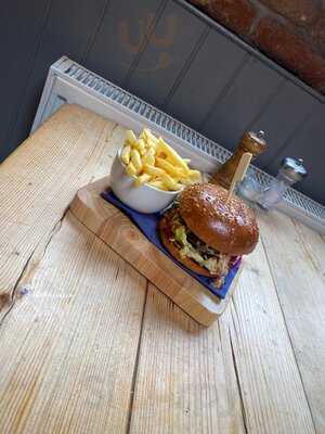 Victoria Pub And Kitchen