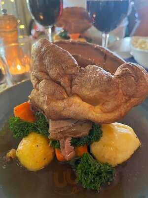 Victoria Pub And Kitchen