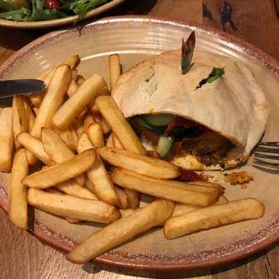 Nando's Harrow - St George