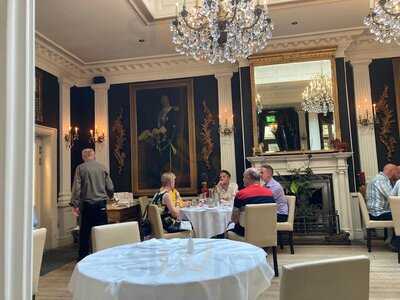 Osborne's Cafe And Grill