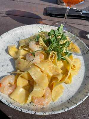 Castellamare Restaurant & Cafe Bar