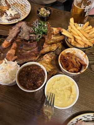 The Grill @ Gadds Town House