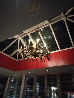 The White Hart - Photo 8