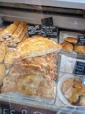 Llangollen Oggie Shop & Fine Foods