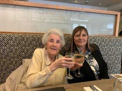 Tudor Kitchen & Grill