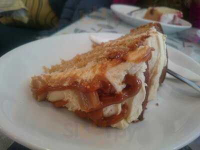 Fintons Cafe & Bakehouse