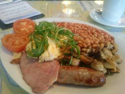 Fintons Cafe & Bakehouse