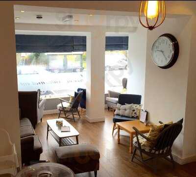 Fintons Cafe & Bakehouse