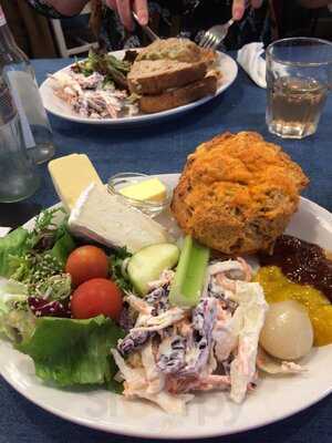 Fintons Cafe & Bakehouse