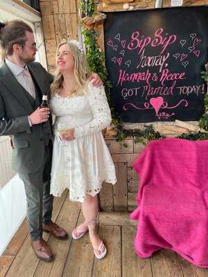 Billy Hundreds Fish N Tapas Restaurant