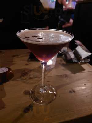 Baila Coffee & Vinyl