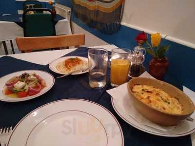 Steliana's And Sapho's Greek Taverna