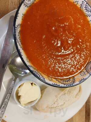 The Lamppost Cafe - Burrs